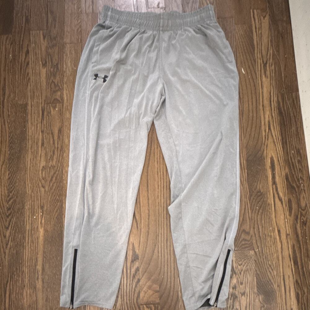 Under Armour Men's Running/Workout Pants Large Loose Fit Heat Gear Gray